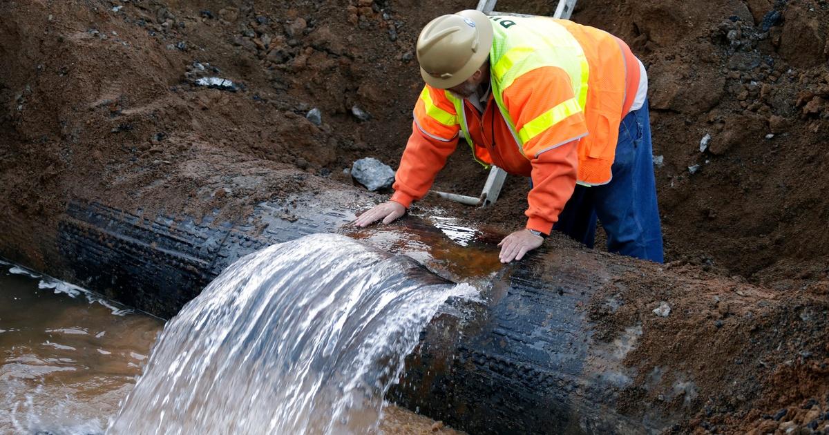 PBS NewsHour | What water main breaks say about aging U.S. infrastructure | Season 2024 | KQED