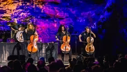 Apocalyptica Perform "Enter Sandman"