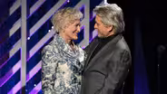 Glenn Close Accepts the Award for Best Actress