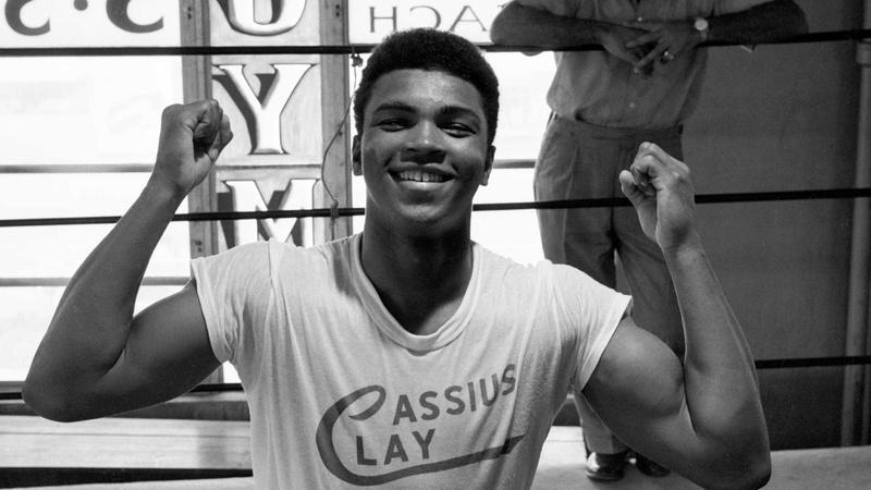 Muhammad Ali : Round One: The Greatest (1942-1964)
