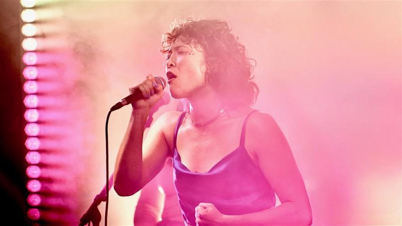 Stage | Kiss the Tiger with Diane