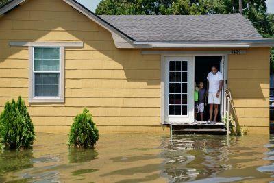 After Harvey, undocumented immigrants face added uncertainty