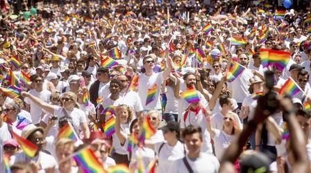 Video thumbnail: PBS NewsHour How Stonewall rioters turned the tables on New York police