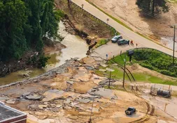 Extreme heat complicates Kentucky's recovery efforts