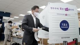 Video thumbnail: PBS NewsHour News Wrap: Election victory for South Korea's ruling party