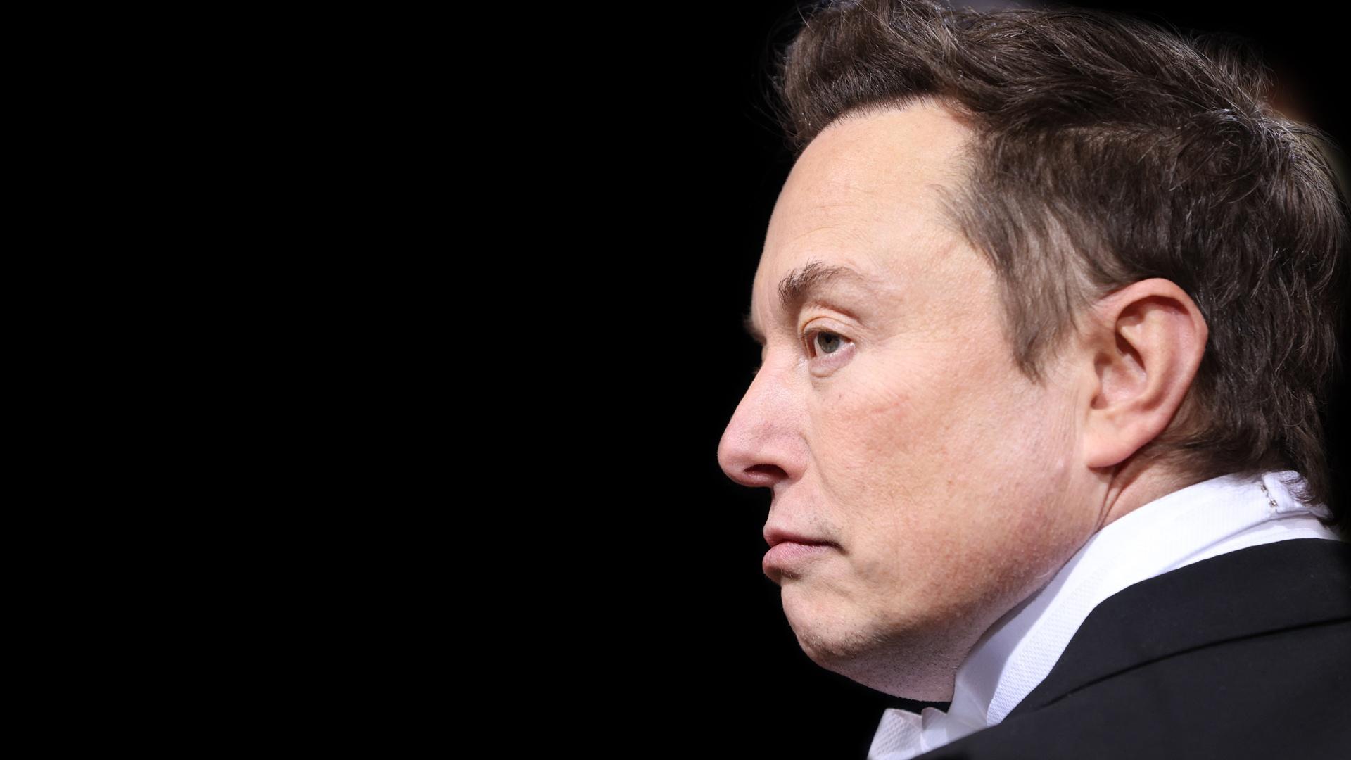 Twitter Didn't Seek a Sale. Now Elon Musk Doesn't Want to Buy. Cue