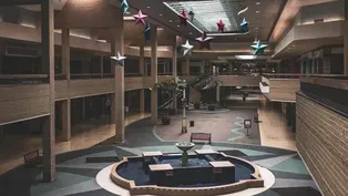 America’s fading malls through a photographer’s lens