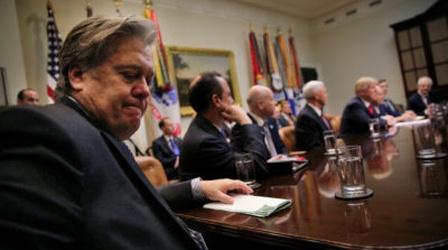 Video thumbnail: PBS NewsHour What the Trump-Bannon rift tells us about the Russia probe
