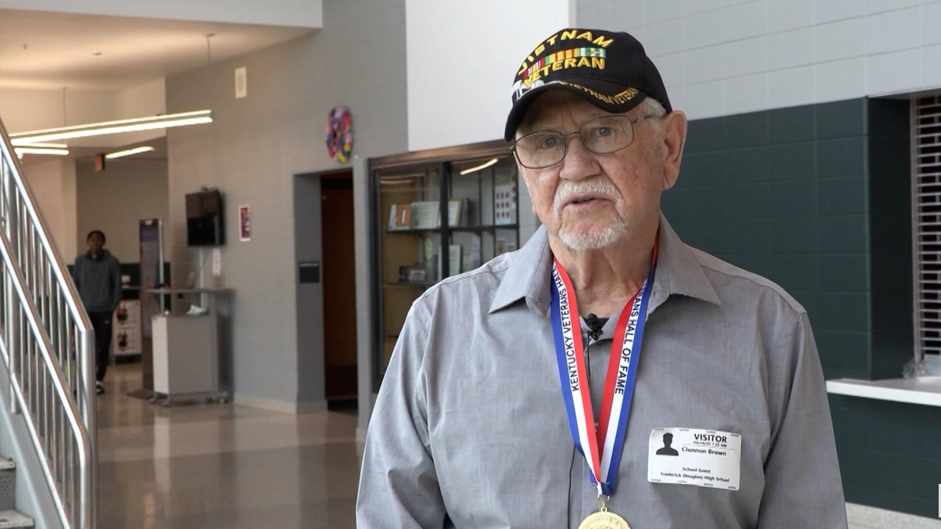 Vietnam Veterans Share War Stories with Kentucky Students
