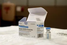 News Wrap: U.S. vaccination numbers soar