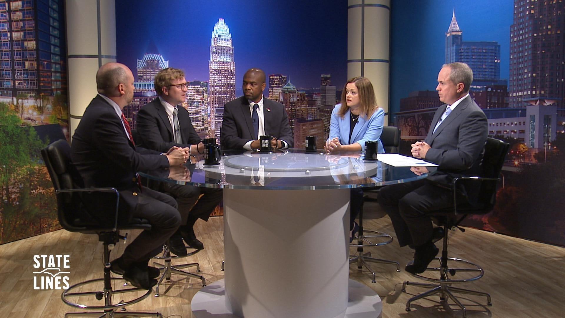 Host Kelly McCullen and four panelists sit around a circular table