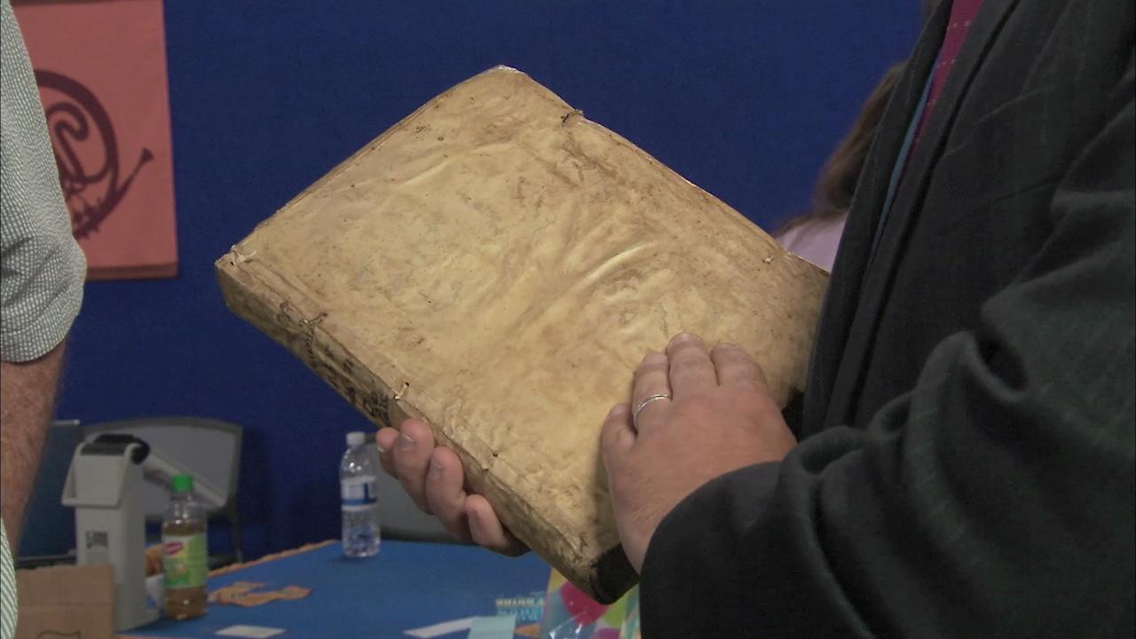 Antiques Roadshow | Appraisal: 1761 Francisco de Gamboa Book