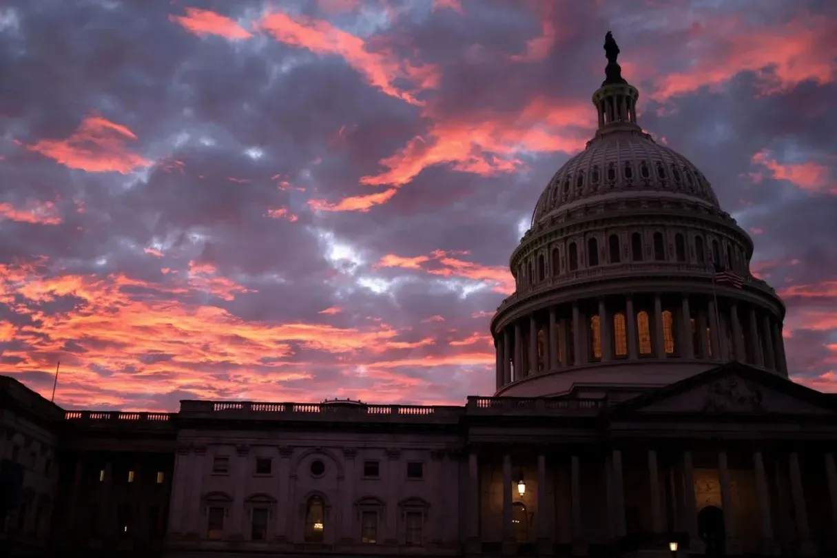 February 5, 2019 - PBS NewsHour full episode