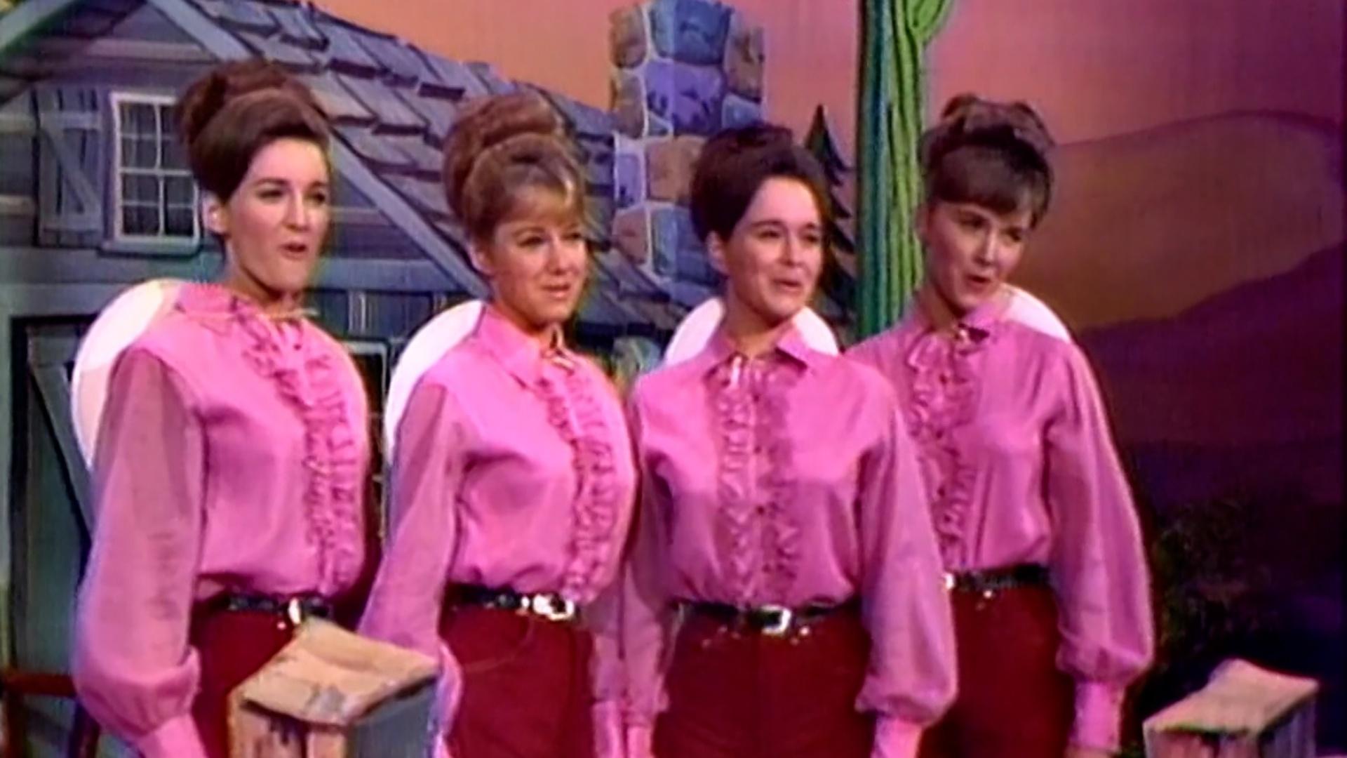 The Lawrence Welk Show | Summer Sounds (Peggy Lennon) | Episode 44 | PBS