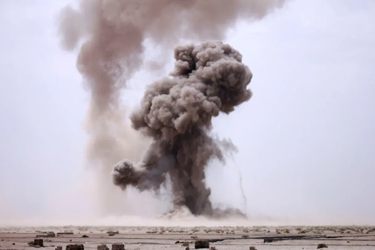 News Wrap: Yemen rebels detonate a deadly bomb using a drone