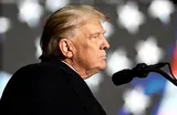 Trump dines with white supremacist at Mar-a-Lago