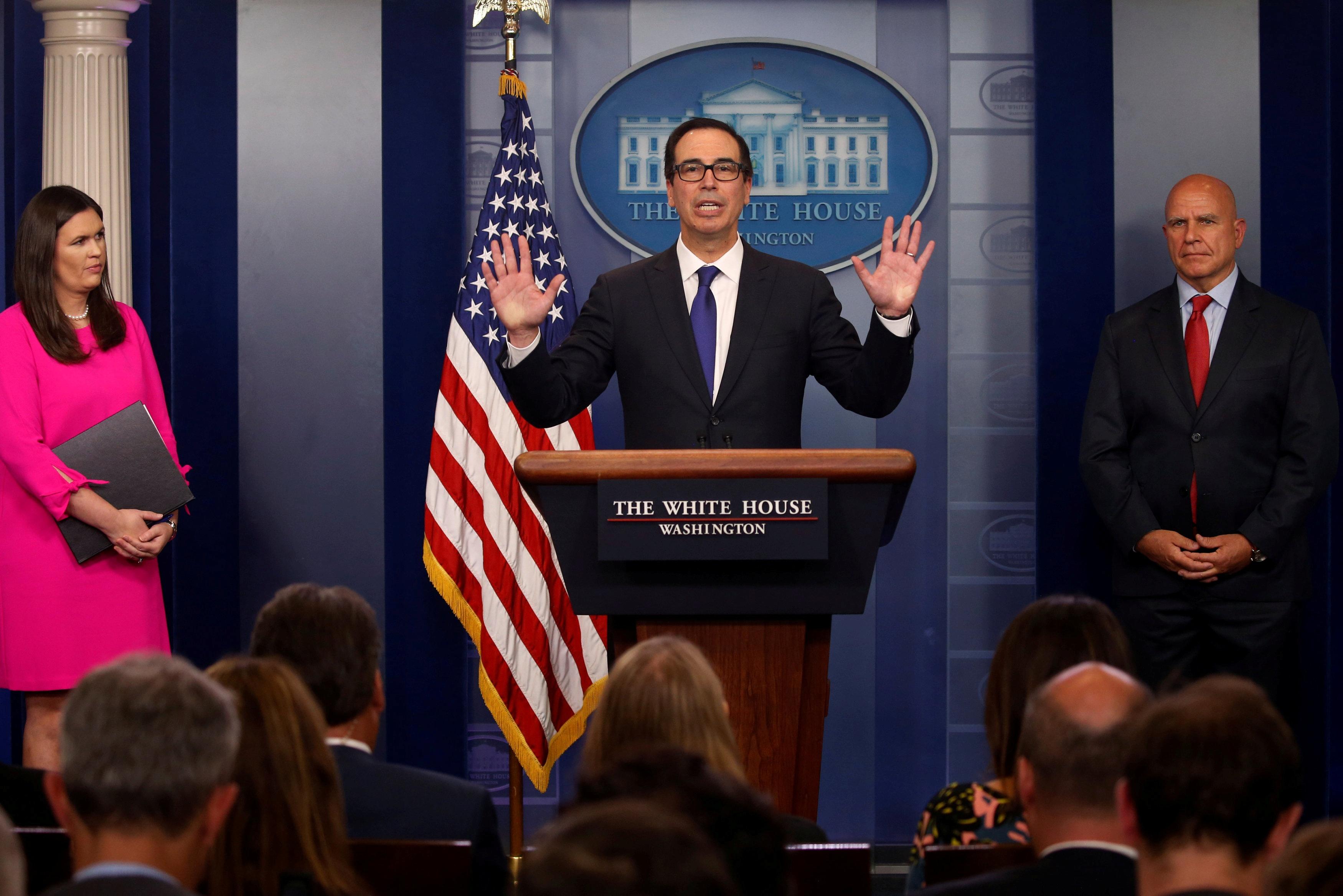 News Wrap: U.S slaps Venezuela's Maduro with sanctions