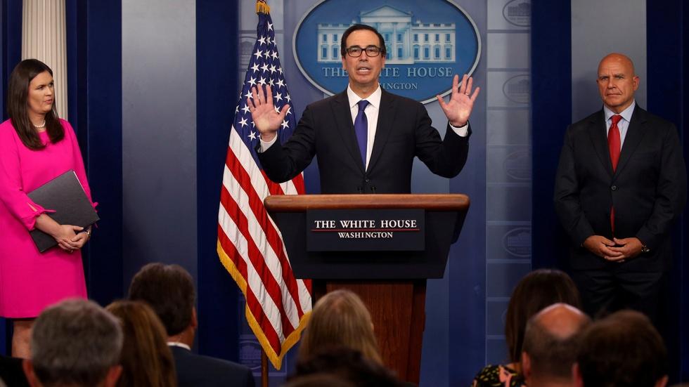 News Wrap: U.S slaps Venezuela's Maduro with sanctions image