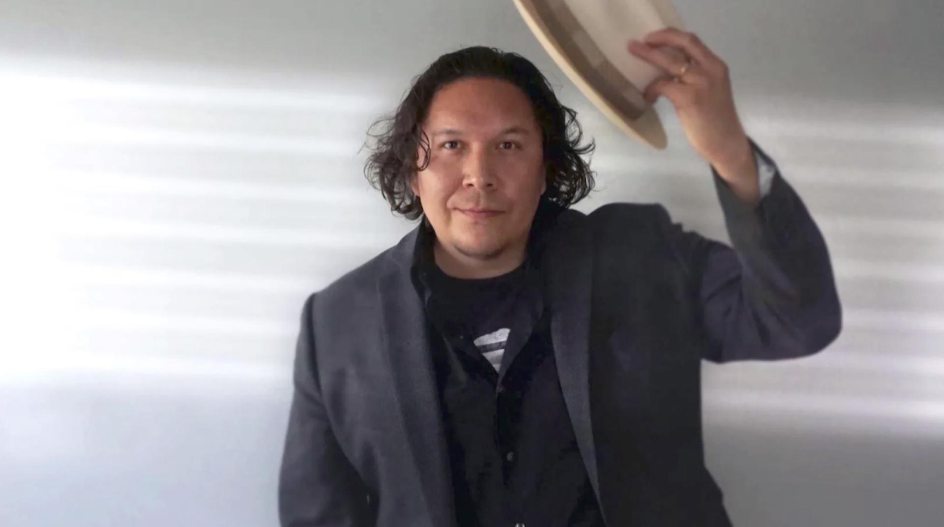 Duluth Artist Jonathan Thunder