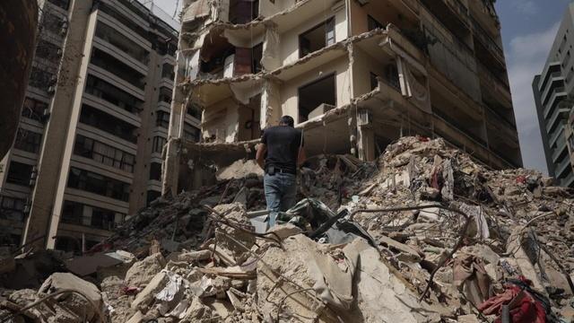 Families in Lebanon search for victims of Israeli strikes