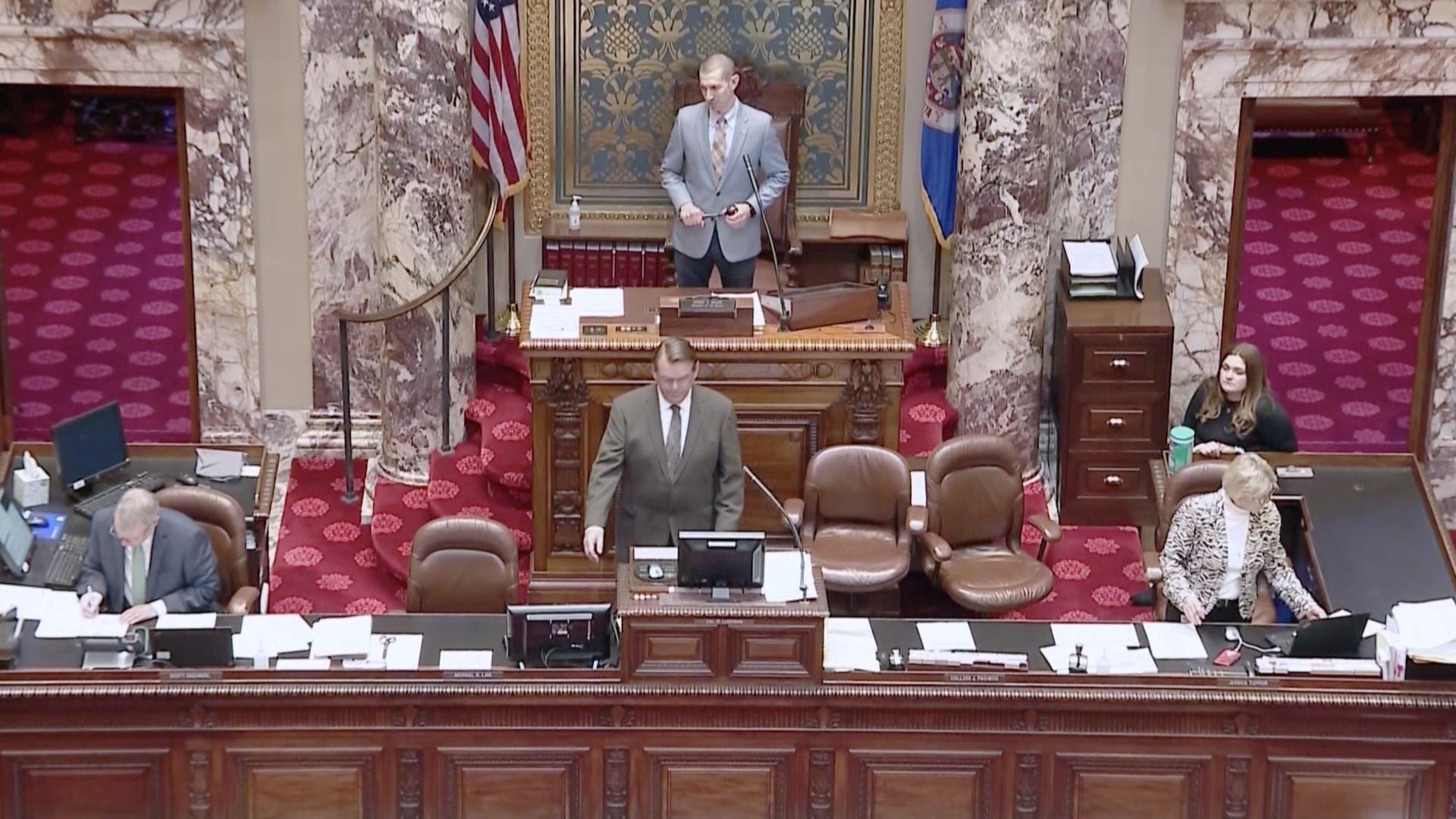 Minnesota Lawmakers Pass First Responder Bill
