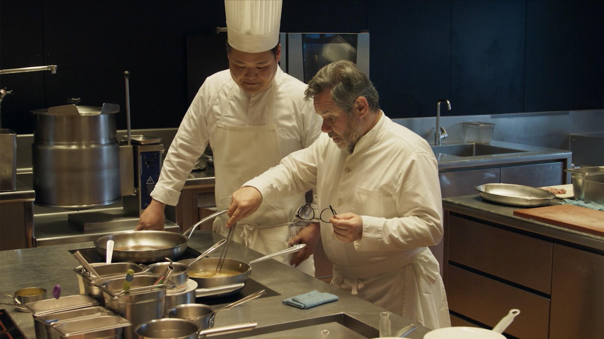 Menus-Plaisirs – Les Troisgros | A Kitchen in Full Swing and a Tour | PBS