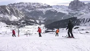 Italian ski resorts try to reopen using vaccine passports