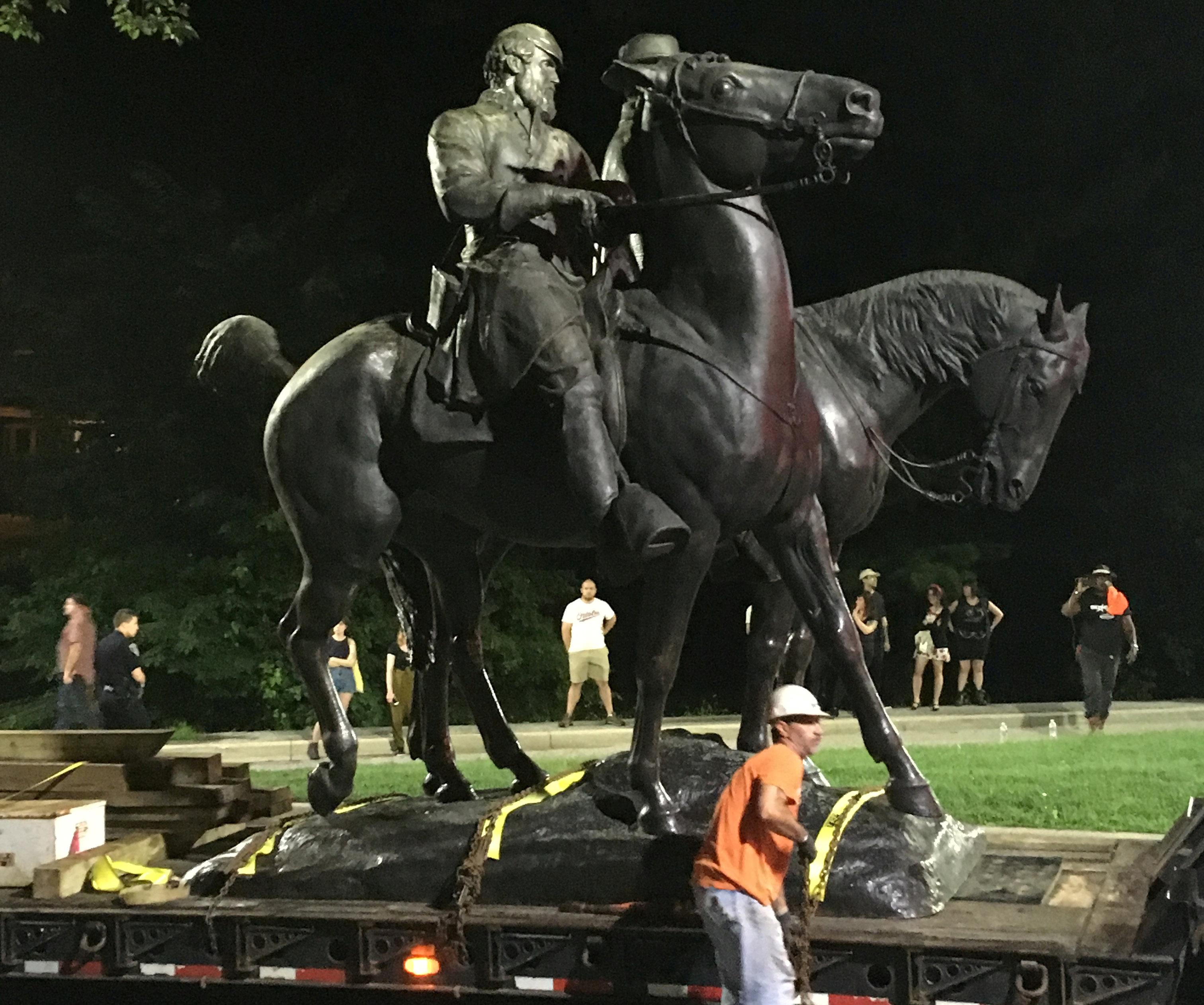 How cities prepare for tensions over Confederate statues