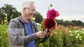 Video thumbnail: J Schwanke's Life In Bloom A Flower Arranger's Best Friend