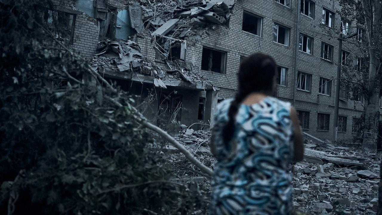 FRONTLINE | Putin's Attack on Ukraine: Documenting War Crimes