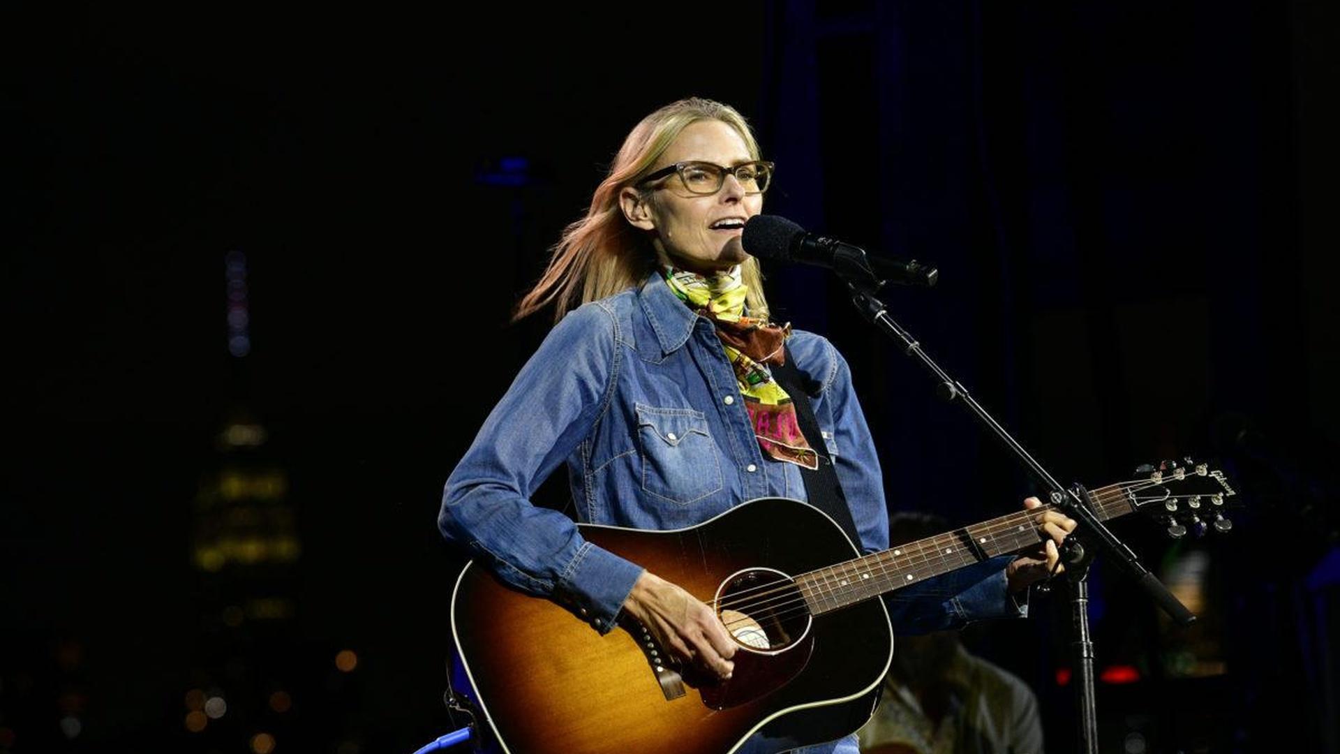 Aimee Mann on her mental health struggles and music, image size:1920x1080