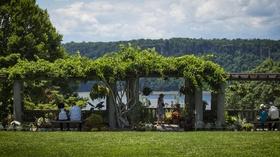 Video thumbnail: MetroFocus A BRONX OASIS