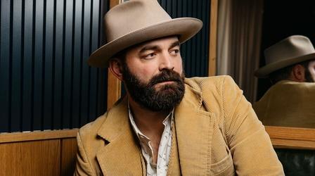 Video thumbnail: Front and Center Drew Holcomb and the Neighbors