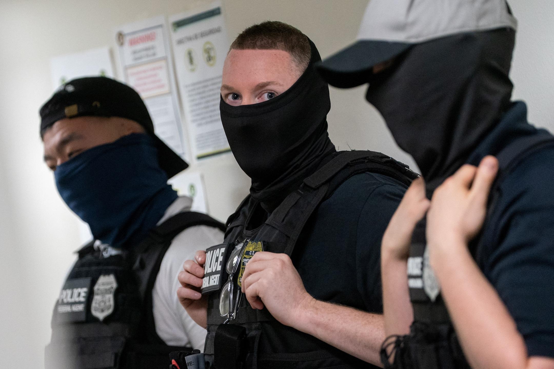 ICE agents wearing masks creates opportunity for imposters