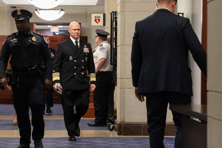 December 7, 2025 - PBS News Weekend full episode Poster