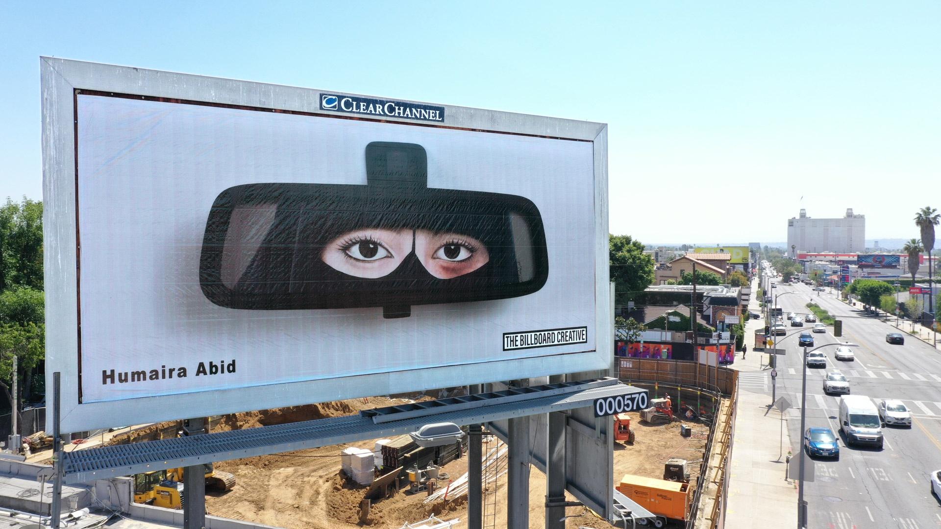 Wonderbra launches the Full Effect, Billboard installer Car…