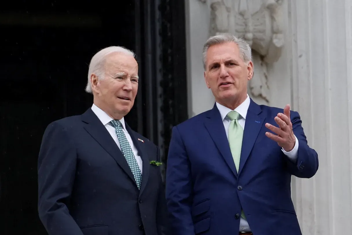 News Wrap: McCarthy, Biden meeting Monday to talk debt limit