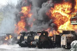 Russia targets supply routes as weapons flow into Ukraine