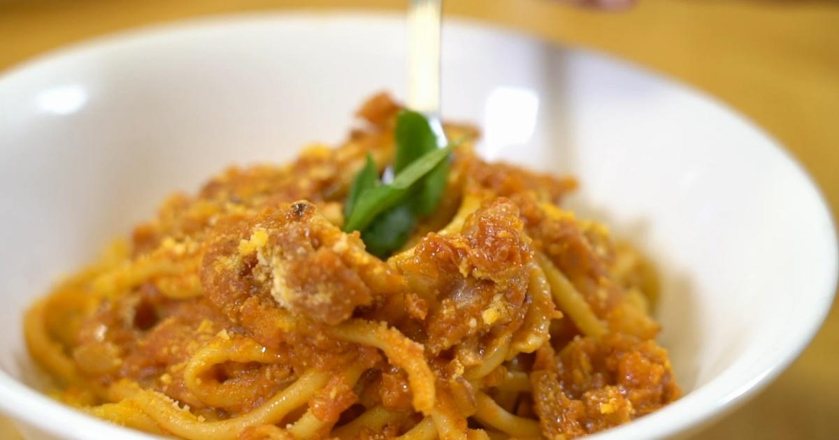 Check please! South florida | spaghetto factory | season 15 | episode 10