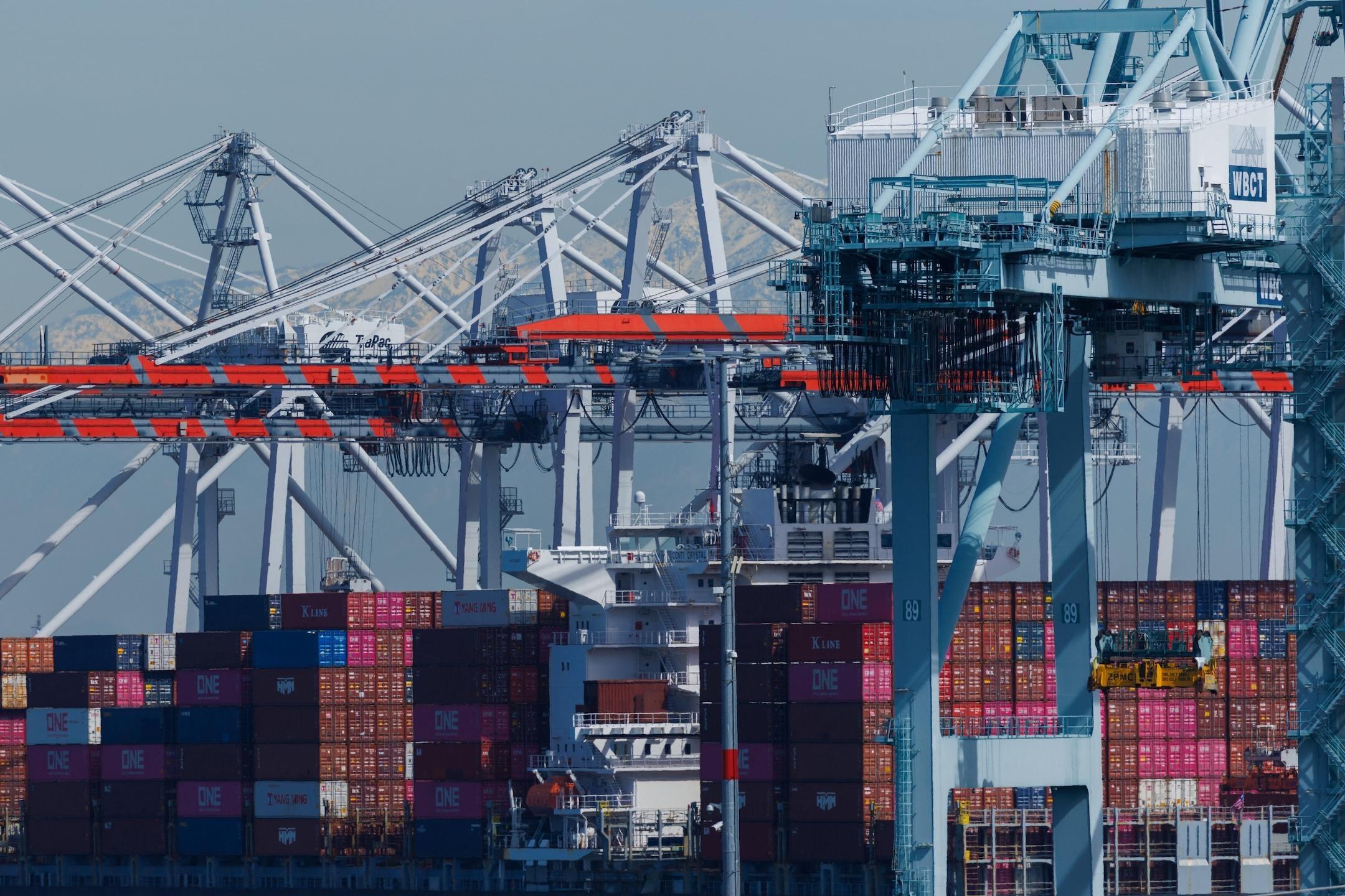 News Wrap: U.S. could start refunding invalidated tariffs in 45 days