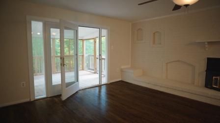 Video thumbnail: If You Lived Here Modern Style with Just the Right Number of Retro Touches