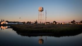 Video thumbnail: PBS NewsHour Will the traditions of tiny Tangier Island survive or sink?