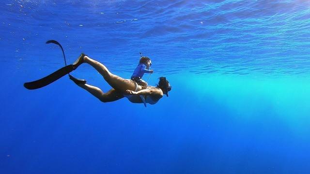 Poema Teachers Her Children to Protect the Ocean and Land