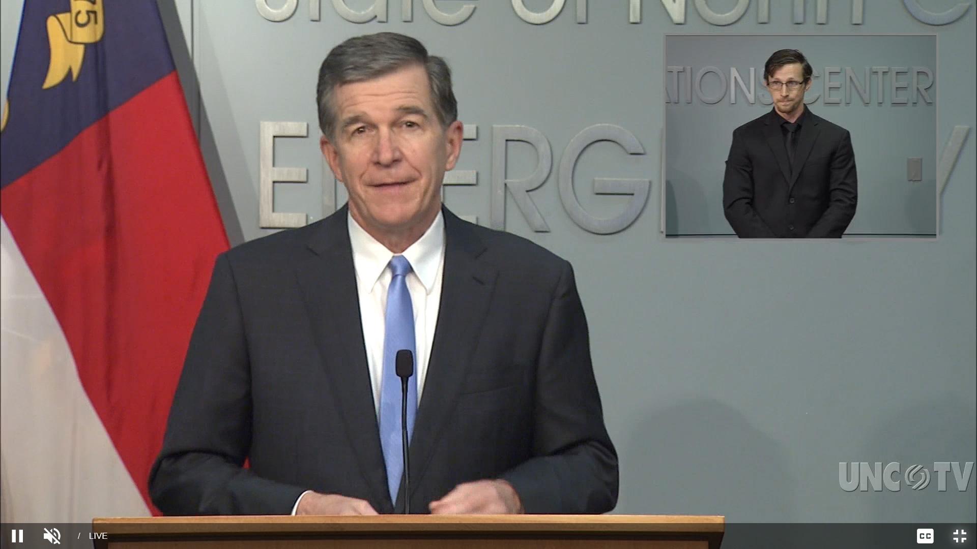 11/23/20: Governor Cooper Briefing (English)