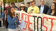 Protesters rally against 'zero tolerance' border policy