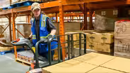 Warehouse Workers Needed