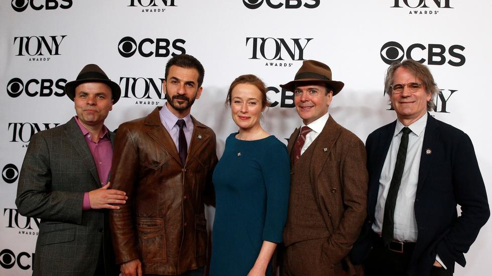 'Oslo' captures behind-the-scenes drama of diplomacy image