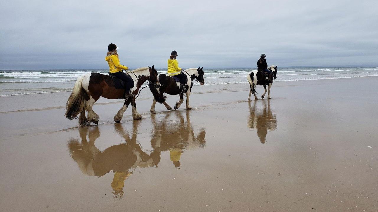 Exploring the Wild Atlantic Way - A Girls Getaway in Ireland