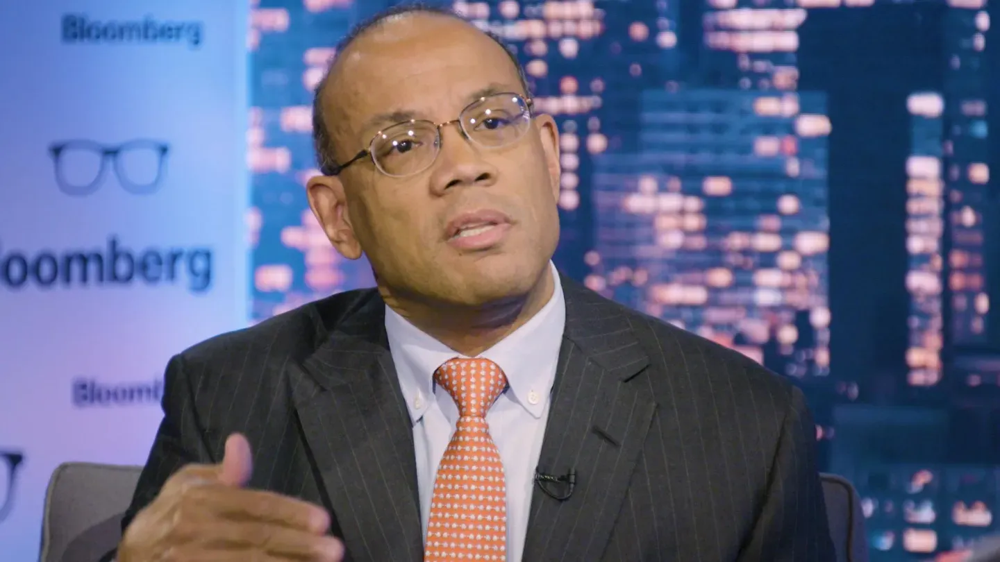 The David Rubenstein Show: Peer to Peer Conversations | John 