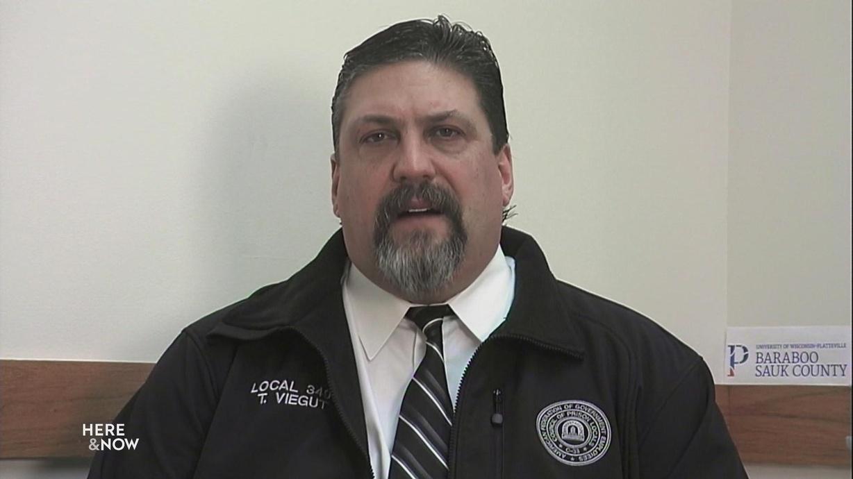 Wisconsin Federal Prison Guards Await Pay Due to Shutdown